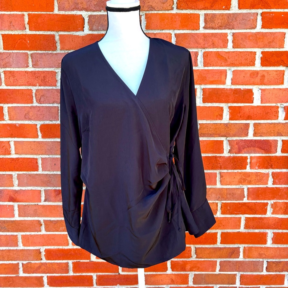 Floral & Ivy Black Long Sleeve V Neck Side Tie Wrap Top Womens Medium